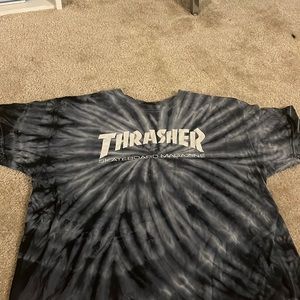 THRASHER t-shirt